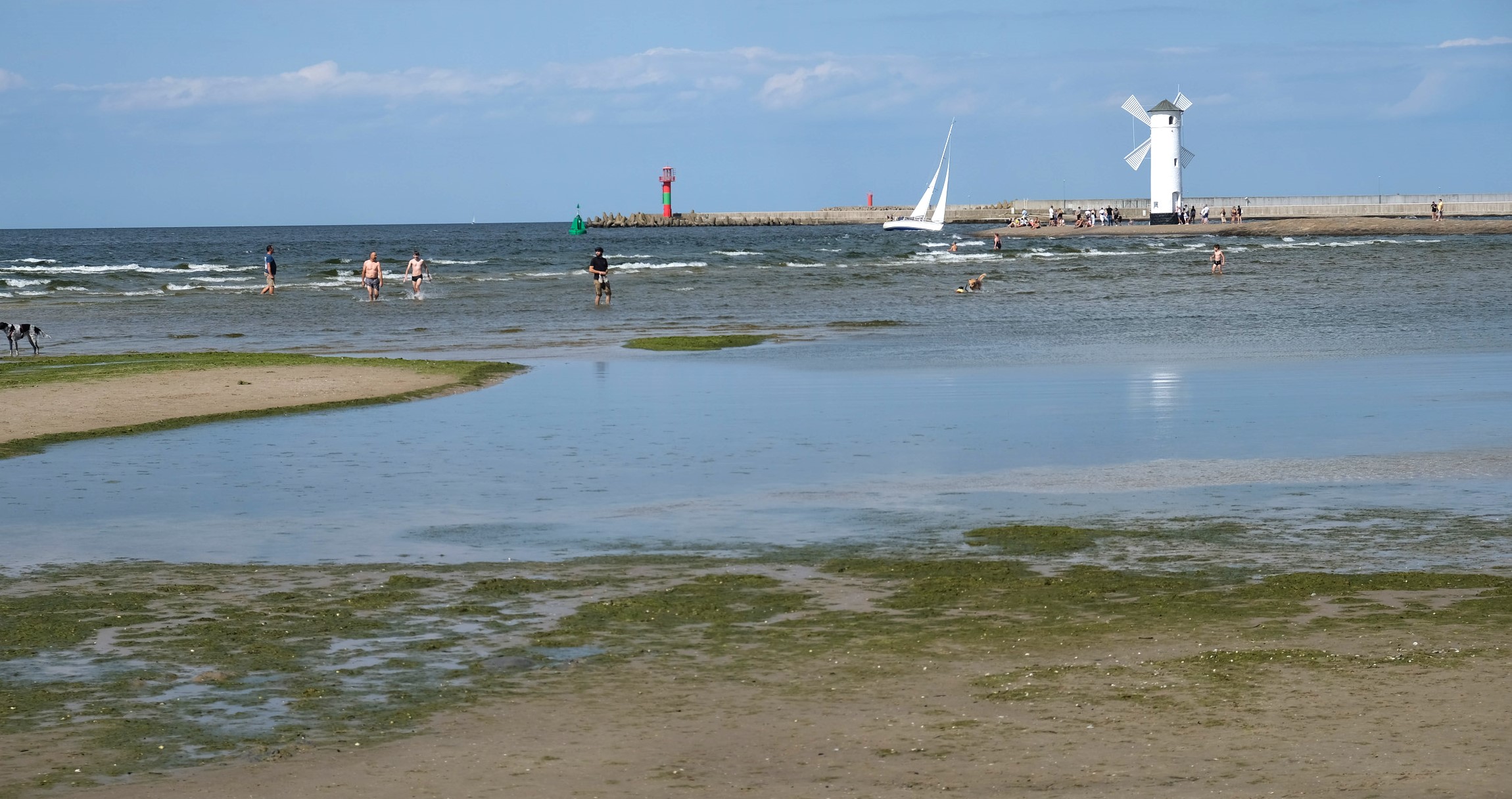 Polsko (1) – cesta k moři – Świnoujście, Trzesatz a policejní jednotka