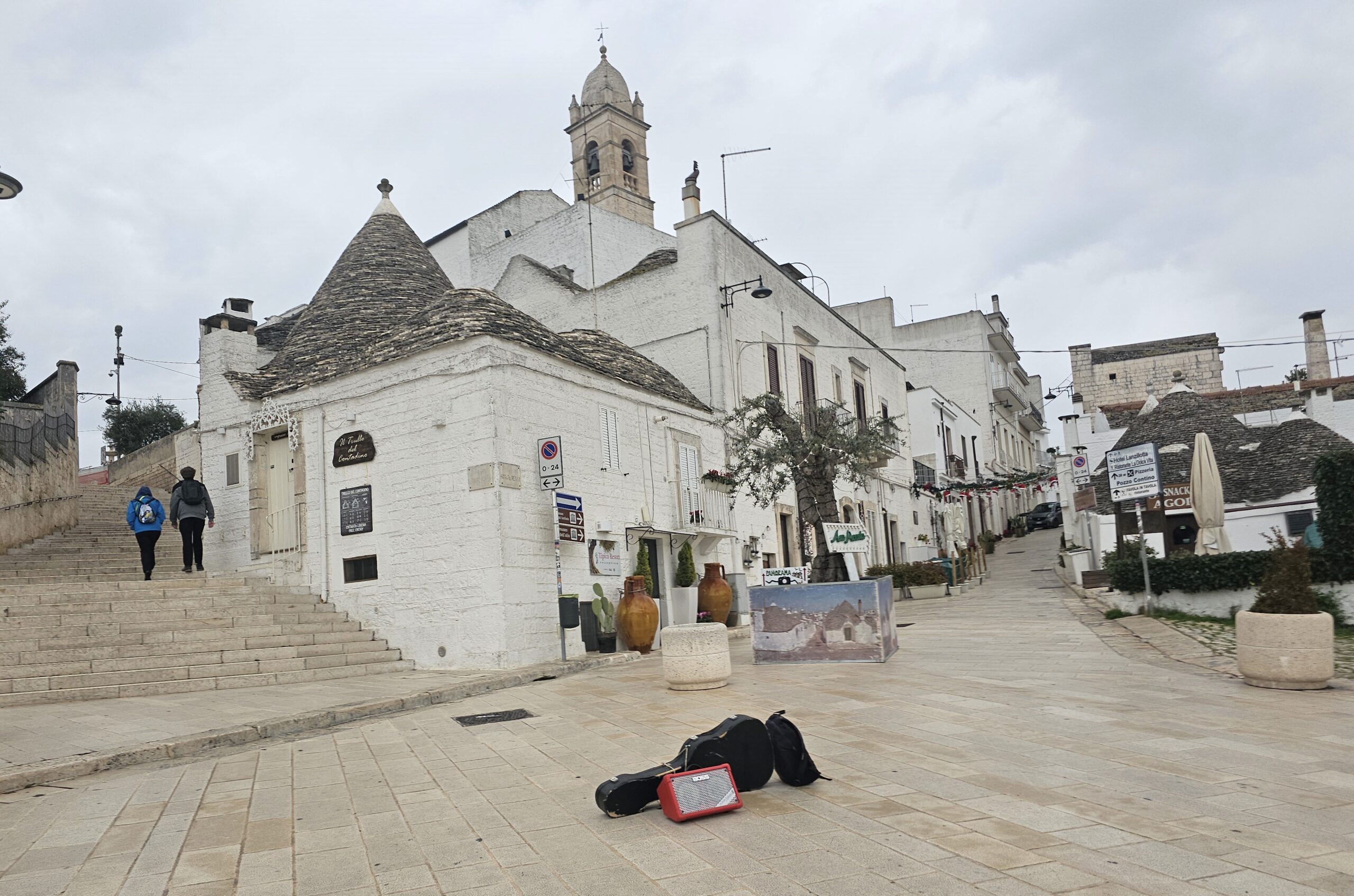 Apulie (5) – Alberobello a Martina Franca aneb 4 troli mezi domky trulli